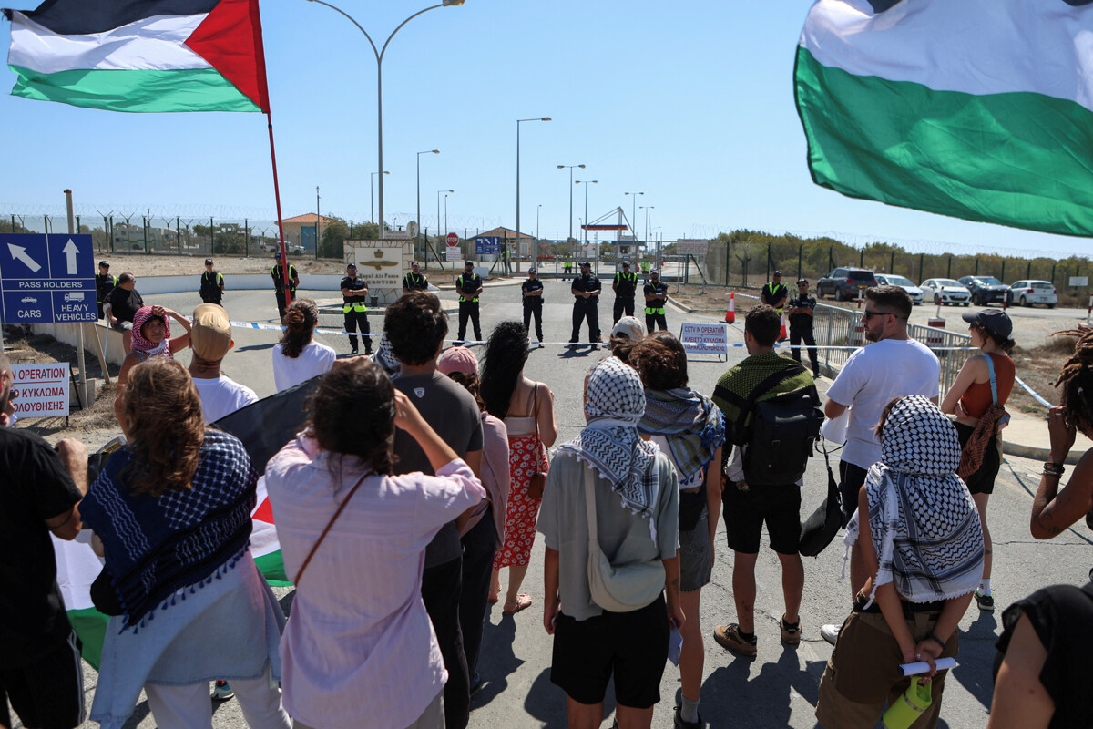 Протест в поддержку Палестины у базы Акротири на Кипре